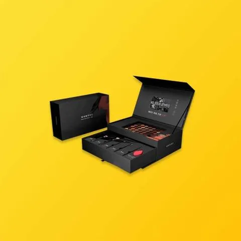 Luxury custom presentation boxes for corporate marketing kits and brand portfolios