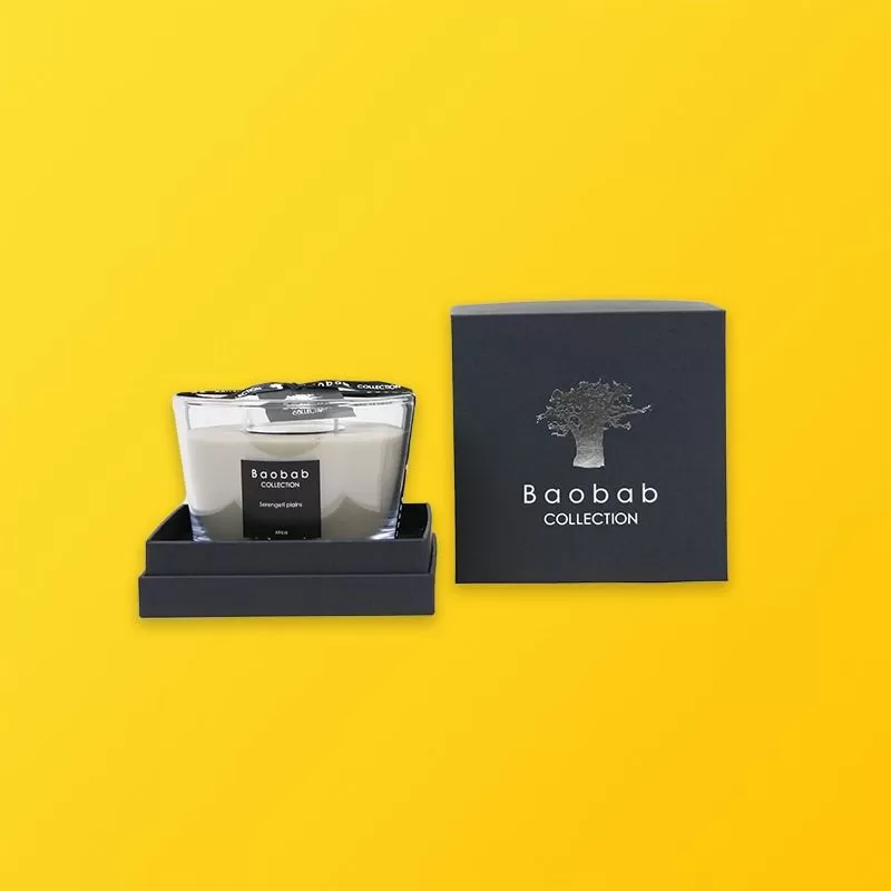 Two-piece custom candle box with lid and base for a gift-style unboxing